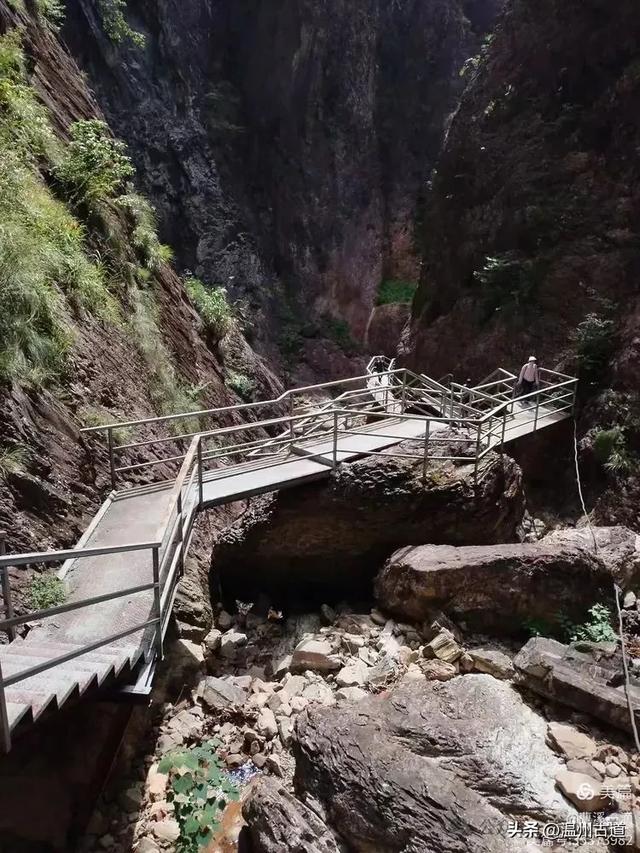 温州高山峡谷隐藏的小众秘境,驴友的瀑降宝藏地!雨后风光绝佳!