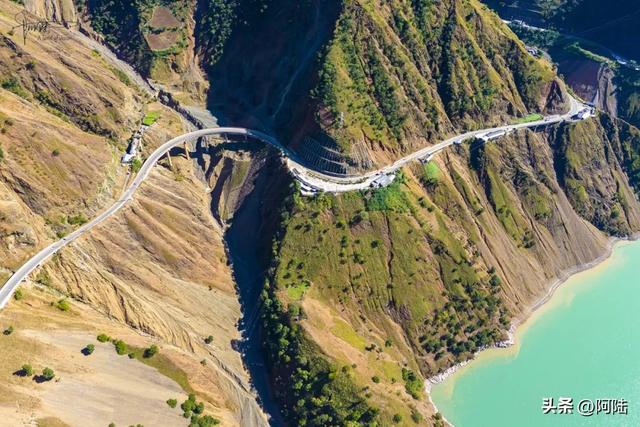 岩头村旅游驿站揭晓最佳观景点,淡季老板休假成常态。