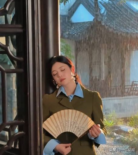 离婚仅半年，42岁的陈妍希本性难移，才发现陈晓跟她不是一路人