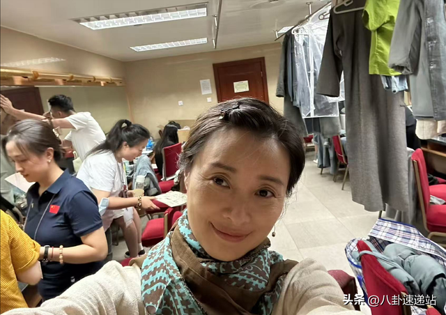 陈建斌没想到，吴越会因为九三阅兵晚会上的一句话，实现口碑暴增