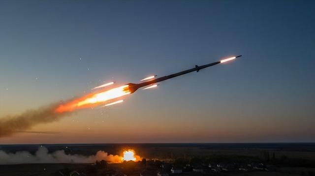 天崩地裂！13000公里时速	，导弹爆炸温度数千度：普京真掀桌子了