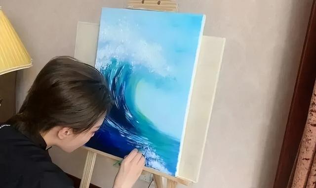 和李晨分手6年后嫁普通人，整个人都变样了，现在活成了人生赢家