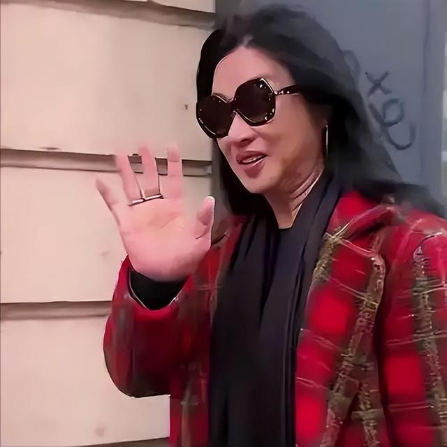 比窦娥还冤？半年了，金星归国路全被堵死，近照一出“原形毕露”