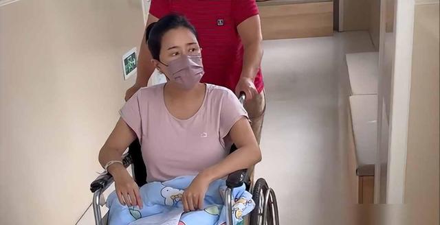 香港三级片女星下嫁农村，曾不雅照满天飞，如今42岁官宣怀孕