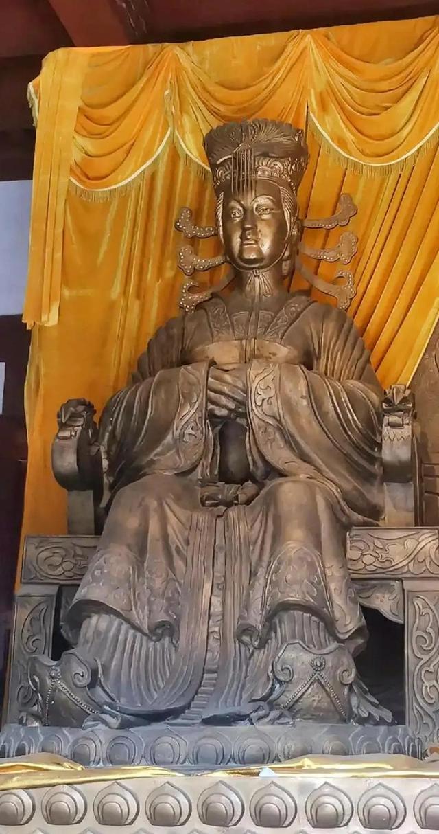 从宫女到千古传奇，她用智慧书写历史巅峰