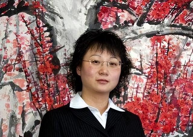 因相亲一见钟情，从此便相濡以沫，聂海胜和妻子婚姻才叫不离不弃