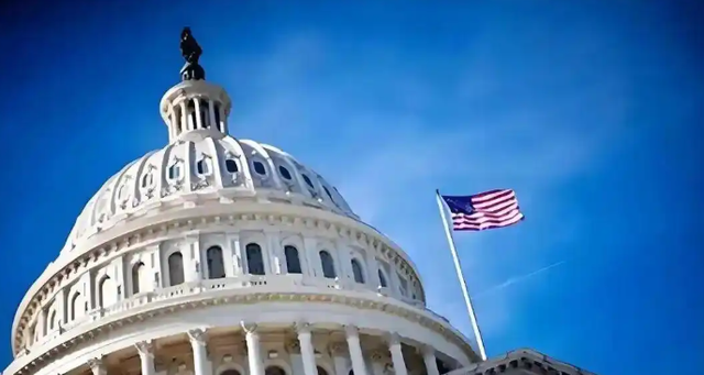 突然不“管”世界了？美国放弃全球霸权，狠心收缩死磕自家后院！