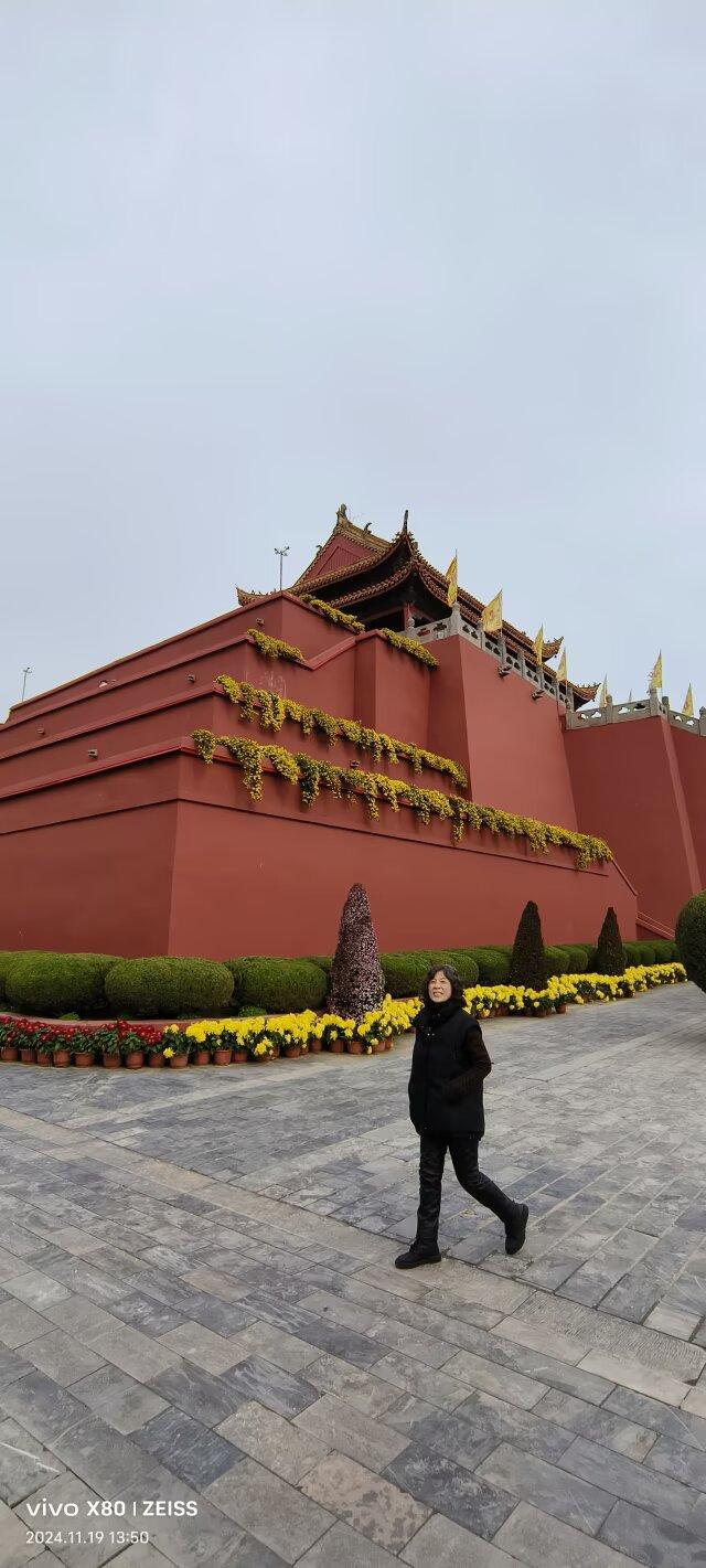 龙亭：七十二级台阶上的古今叠影