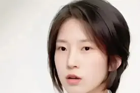 中专生数学天才姜萍直播答题，实力回击质疑，网友直呼“打脸”图片