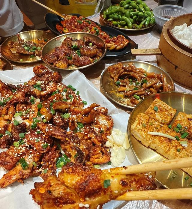 杭州宝妈带着一家人来了趟湖北武汉，杭州这三点和武汉差距太大了