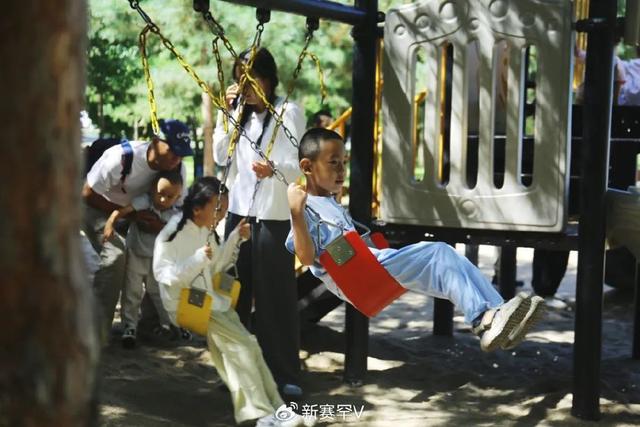 吉祥哈达广场：赛罕区的活力聚集地，全年龄段共享的休闲空间