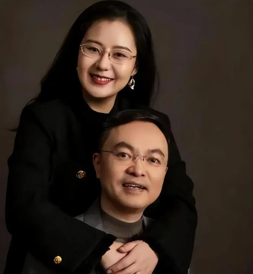 十亿能换来一命？47岁蔡磊与渐冻症抗争6年后，近况大不一样！