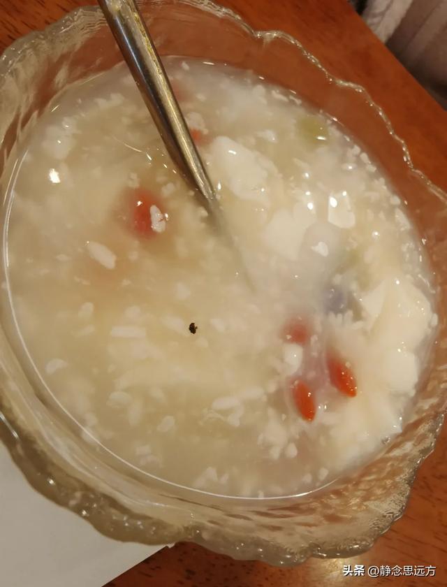 我河南人，退休跟着儿子到了乐山生活一年了，我羡慕这的生活了