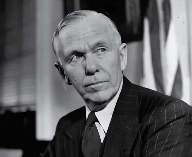 蒋介石晚年曾痛骂：我丢掉大陆怪不得别人	，罪魁祸首就是这二人