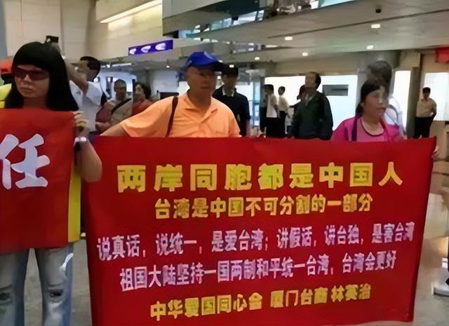 和统、武统外	，统一台湾第三条路：国民党依法公布，我军仅需平暴