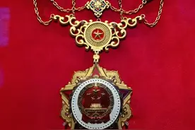 荣获“中华人民共和国勋章”的十三位共和国脊梁图片