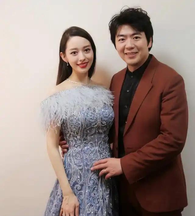 别丢人现眼了！明星夫妻圈钱上800个综艺，那点破事全国都看腻了