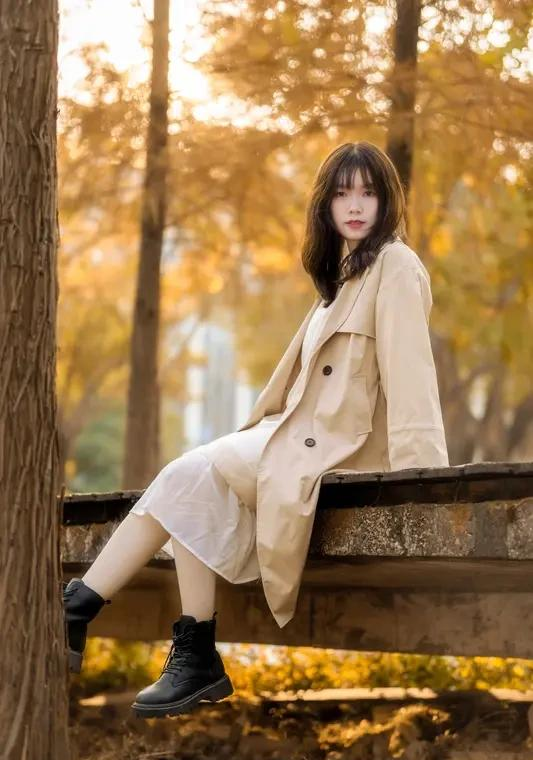 女人这两个“私密地带”一旦允许你碰，她就是动了真情！