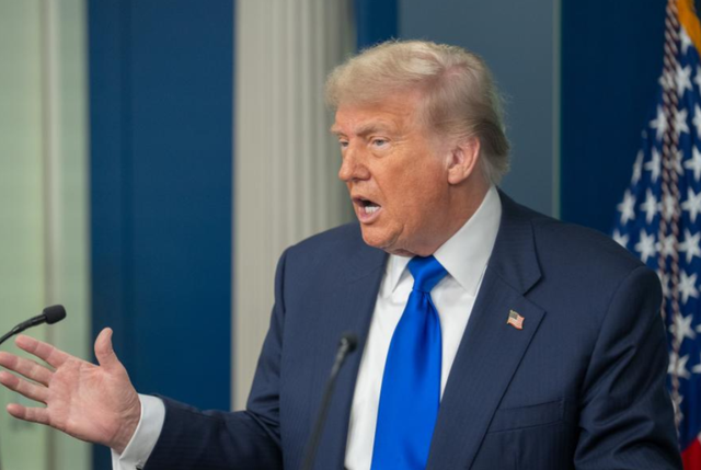 特朗普又要征新税	，沉默24小时后，中方宣告全世界，理由实在荒唐