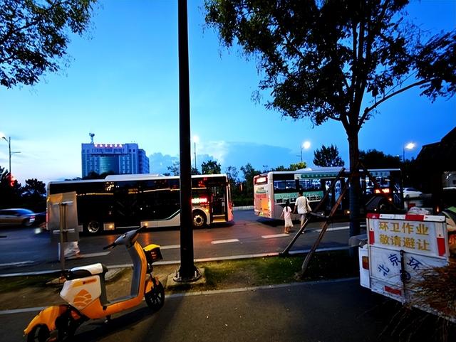 开封交通优化提升：东京大道畅通，240万招标古城旅游交通规划