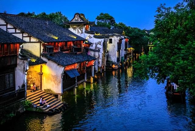 商业化是天敌？古镇遇冷陷“复制粘贴”困局，如何才能玩出新花样