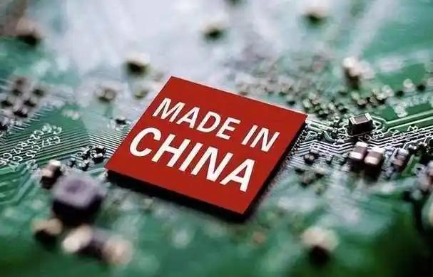 中美会谈结束，特朗普表态，美财长：中国稀土限制，将推迟一年