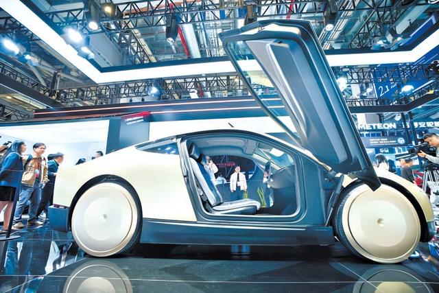 智汇全球，科技领航