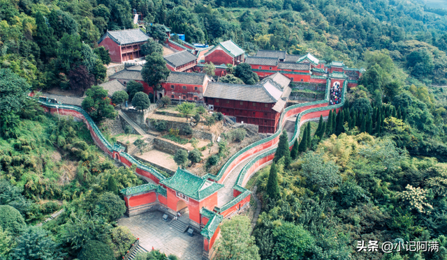 金秋双节游武当：赴一场山水与团圆的道家之约