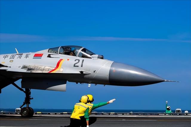 菲律宾牵头挑衅！四国集结施压中国南海？福建舰动向成悬念