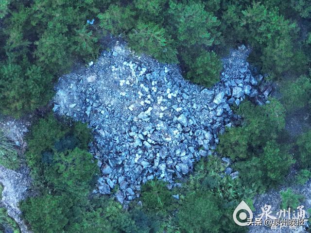 无人机架起“空中绿桥”！南安这座废弃矿山修复迎来“空中解法”