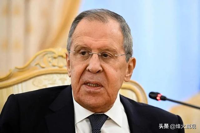 解放军出兵围台，美日默不作声，中方郑重表态，美欠中国统一的债