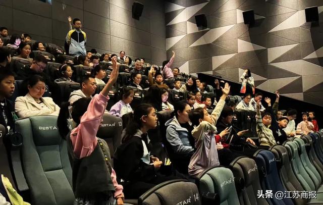 古县街道开展“九天揽星河”航天科普宣传活动