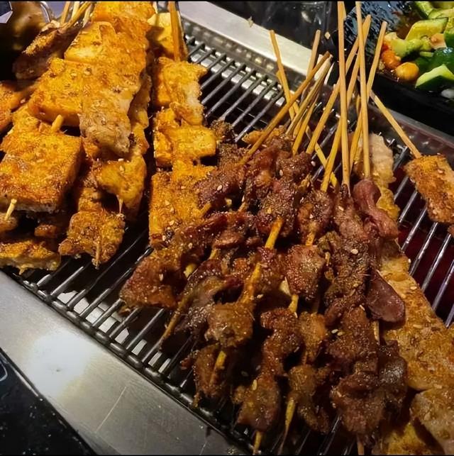 从竹海徒步，到舌尖蹦迪！“厨师之乡”的终极吃货地图请收好