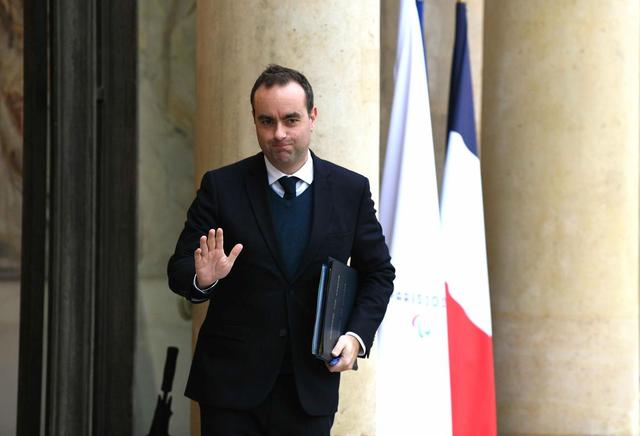 海底的大杀器！法国部署新型核导弹，空海双核联动，欧洲安全支柱