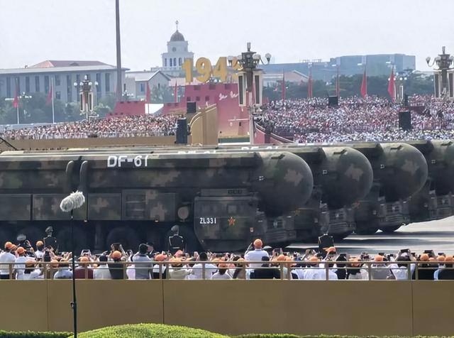 核按钮异动？解读特朗普决定重新启动	，核声明的四大核心疑问