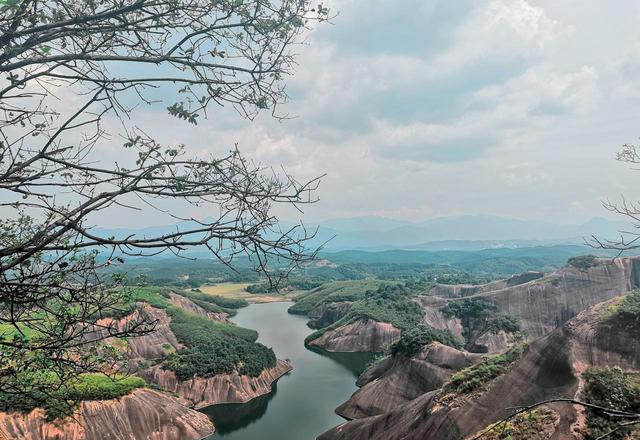 我四川人，去了趟湖南郴州，实在是忍不住想说：对郴州的 5 点