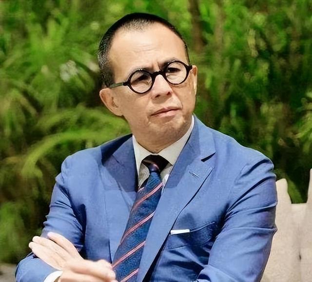 2909亿身价也没用！97岁李嘉诚油尽灯枯，最担心的是两个60岁儿子