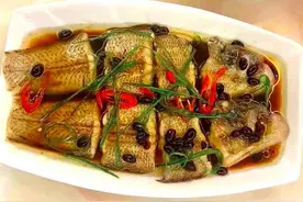 超市买“龙利鱼”，10元一斤，小孩爱吃，海鲜老板：从不给孩子吃图片