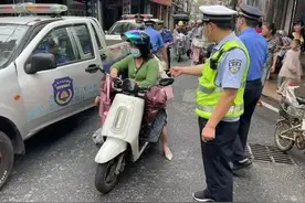 交警：电动自行车不要驾照、保险，但要遵守6个规定，以免被罚图片