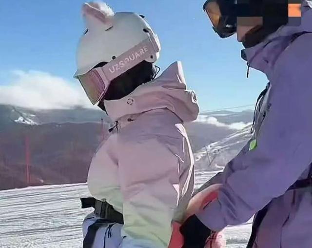 树大招风！全红婵带伤赴新疆滑雪	，恶心一幕发生，樊振东说对了