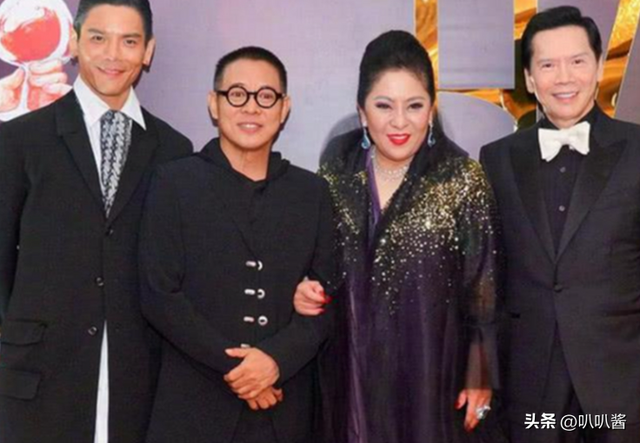 一场追悼会，戳穿向华强夫妇在香港的真实地位	，原来李连杰没说谎