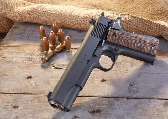 它是美军使用百年的功臣 也是二战半自动神器 至今仍被玩家热捧