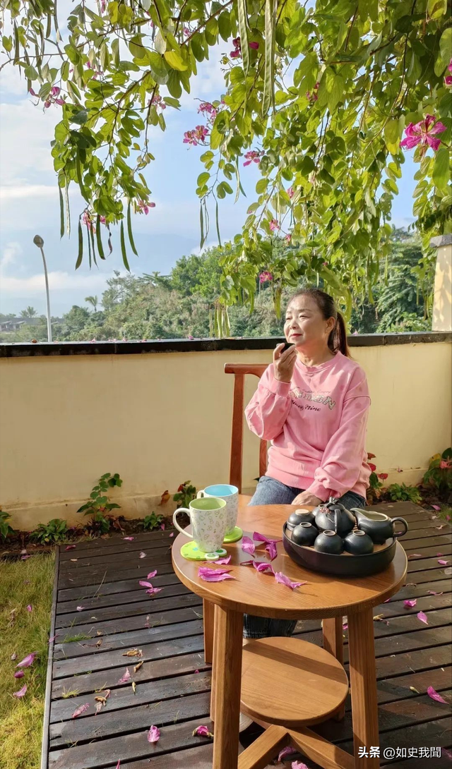 苏敏旅游5年后简直不敢认，连面相都变了，网友：这18万花得值！