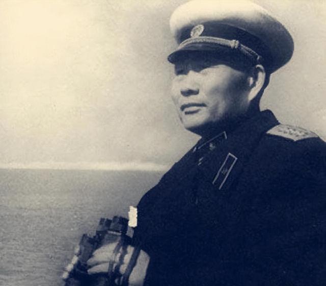 1987年萧劲光被一则新闻激怒，质问刘华清：谁说中国不准备建航母