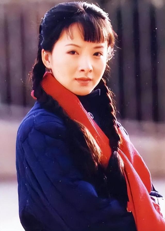 吃里扒外！定居美国13年，回国捞金惨遭“驱逐”，52岁活成了笑话
