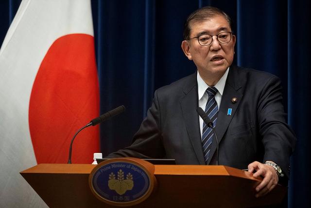日本人带叔叔逛旅顺日俄监狱，看刑具落泪，道出日回避侵华原因