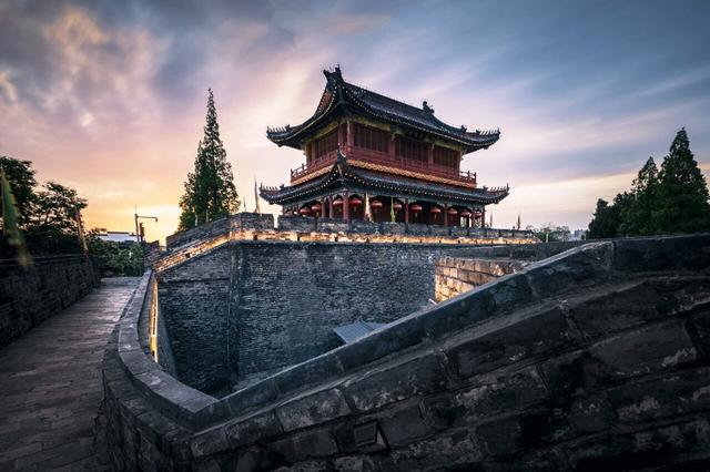 湖北省有四座三国历史文化名城，它们刚好是湖北GDP四强城市