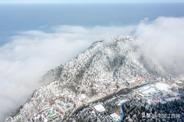 庐山雪景分外妖娆