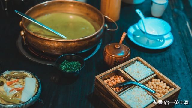 自驾营地：广西桂林市免费床车房车自驾露营地停车场主要景点美食