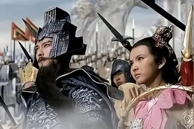 难怪如来不敢杀孙悟空，你看猴哥的大师伯是谁，燃灯见了也得行礼图片